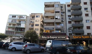 Bostanlı’nın Yatık Binalarına Neşter!..