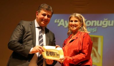 Karşıyaka Zeynep Oral’ı Ağırladı!..