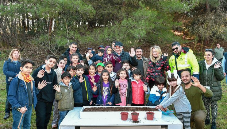 İzmirli Çocuklar Meşe Palamudu Ekti!..