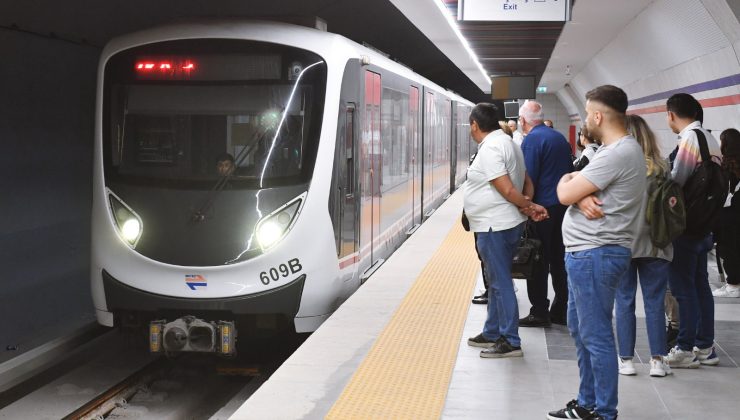 İzmir Metrosu 24 Yaşında!