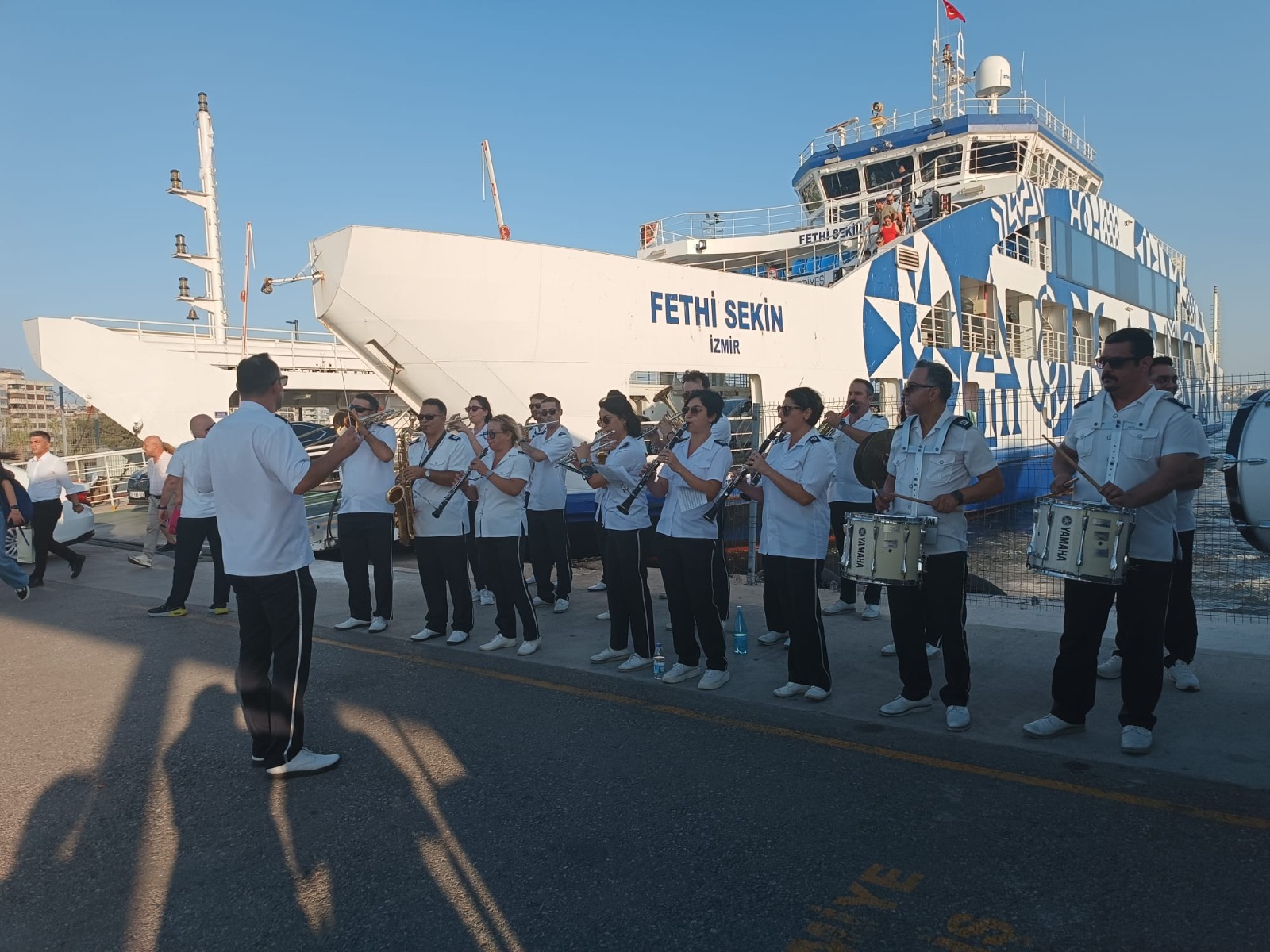 İzmir’de Feribotla Taşınan Araç Sayısı Arttı!