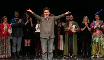 “Demokrasi Gemisi” Demir Aldı!