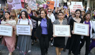 Başkan Yıldız Ünsal’dan 8 Mart’a Özel Harmandalı!