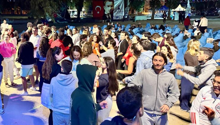 Gençler Kamp İçin Foça’da Buluştu!
