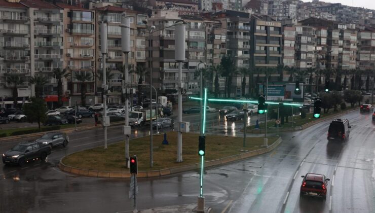 Büyükşehir Belediyesi Ekipleri Sağanak Nedeniyle Seferber Oldu!