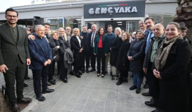 Karşıyaka’da Coşkulu Açılış ‘Genç Yaka’ Hizmete Sunuldu!