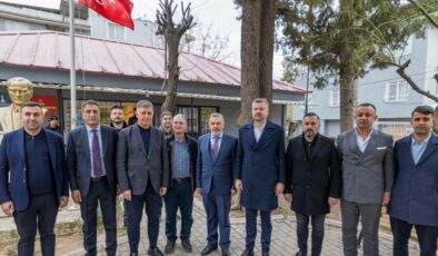 Başkan Cemil Tugay Bayram Namazında Bucalılarla Buluştu!