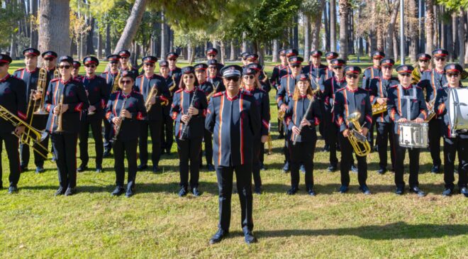 İzmir’in Tarihine 83 yıldır “Müzikle” Tanıklık Ediyorlar!