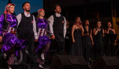 İzmir’de Mahalle Kültürü Yeninden Canlanıyor!