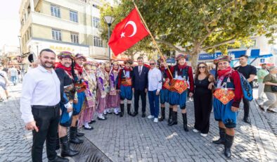 İzmir’de Esnafın Bayramı Coşkuyla Kutlandı!