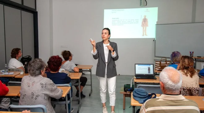 Karşıyaka 3. Yaş Üniversitesi’nde Yeni Dönem Başladı!