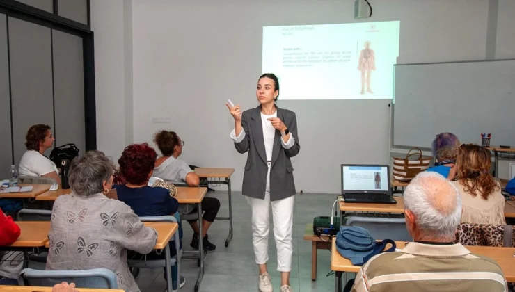 Karşıyaka 3. Yaş Üniversitesi’nde Yeni Dönem Başladı!