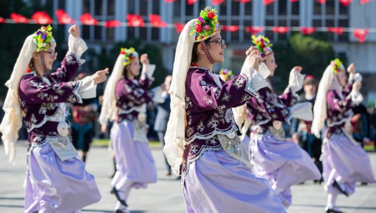 Cumhuriyet Bayramı Coşkusu İzmir’e Yayılacak!